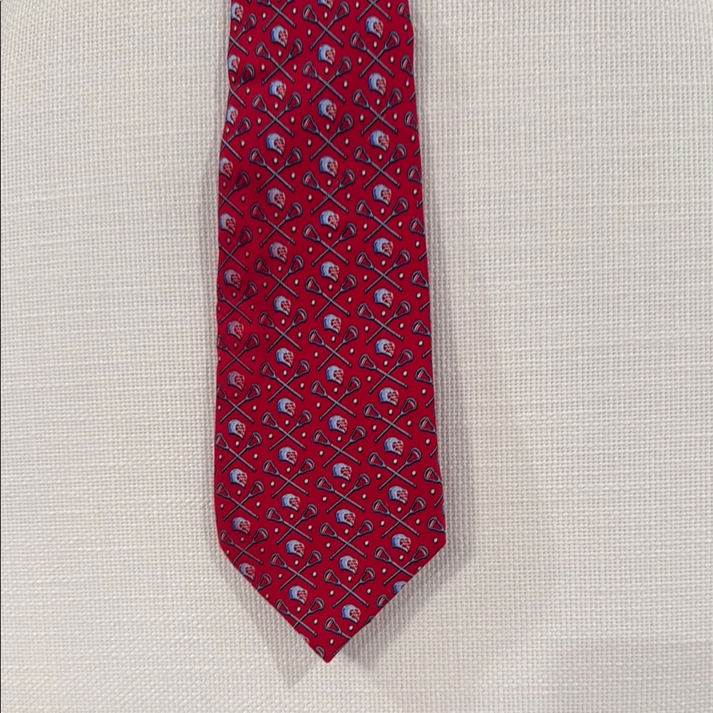 Vineyard Vines Red and Blue Patterned Lacrosse Tie